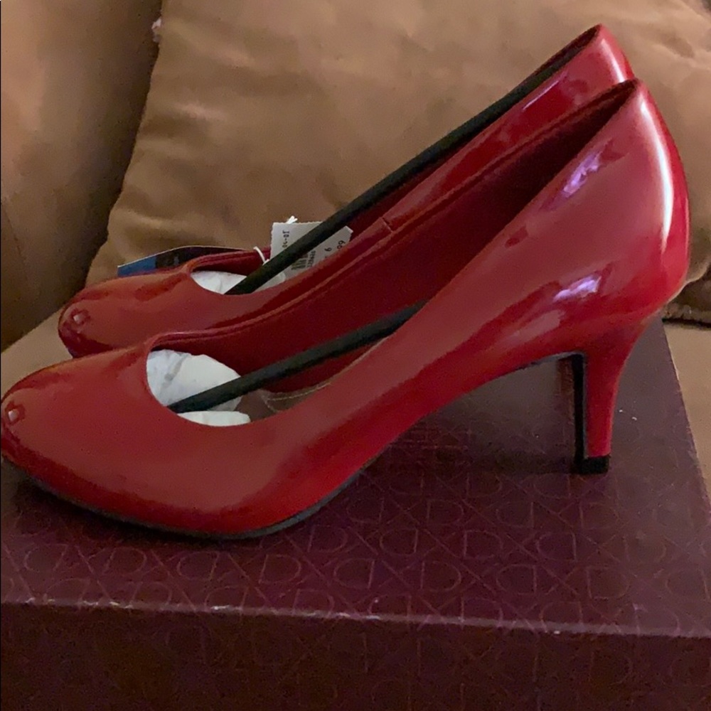 Red heels/pumps with memory foam insoles